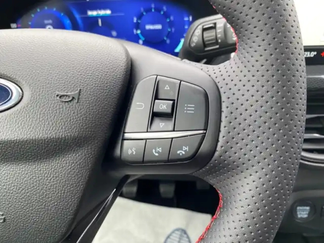 Ford Focus 1.0 flexifuel mhev 125ch st-line design — photo 18