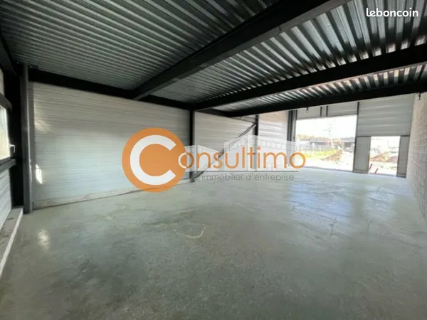 Local d'activité 140 m²