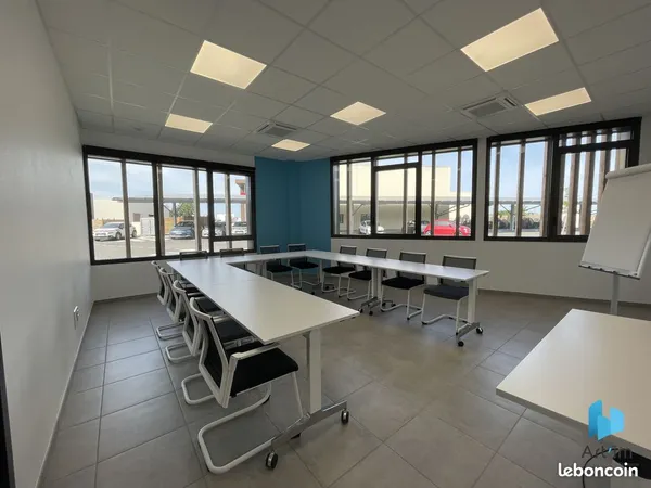 Bureaux 200 m² La Chapelle-Saint-Aubin