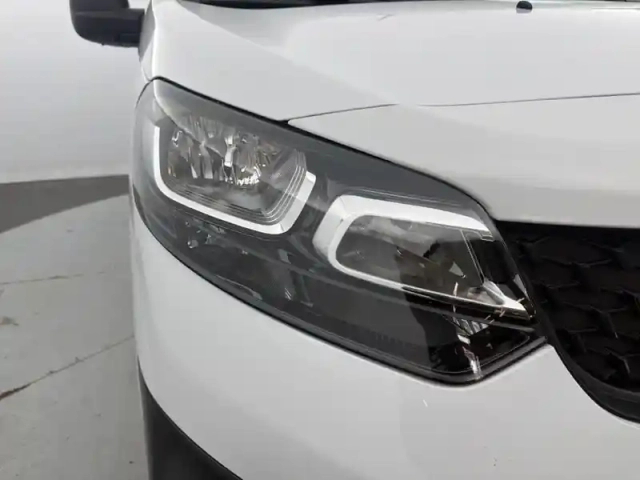 Fiat Scudo fourgon 2.0 multijet 145 long pro lounge — photo 14