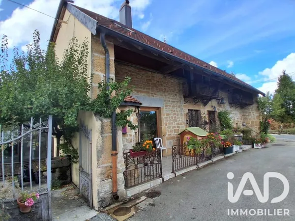 Maison 9 pièces 263 m²