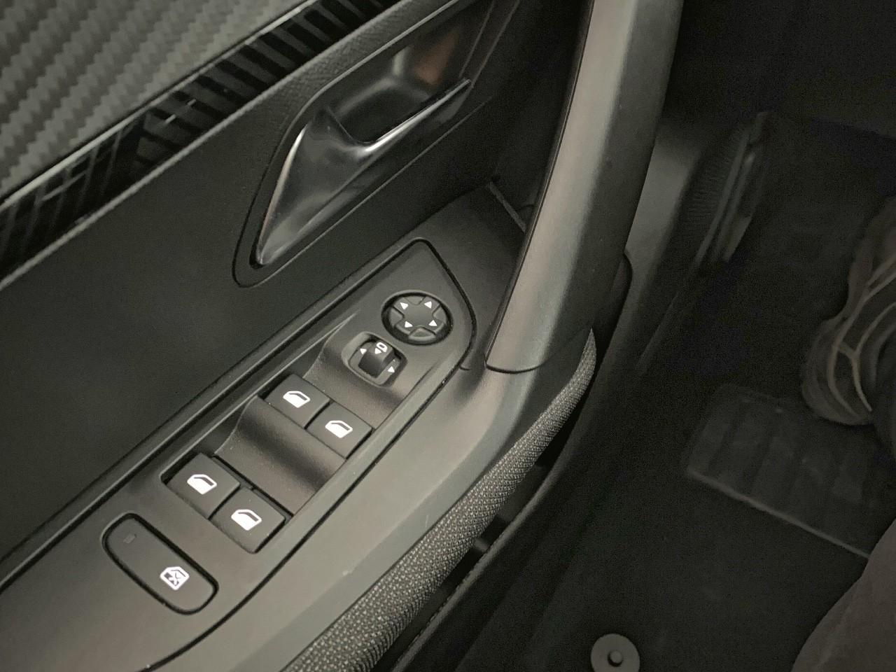 Peugeot 2008 hybrid 145 ch e-dcs6 style — photo 20