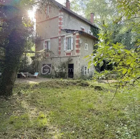 Propriété 6 pièces 130 m²