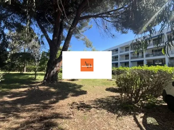 Studio 1 pièce 30 m²