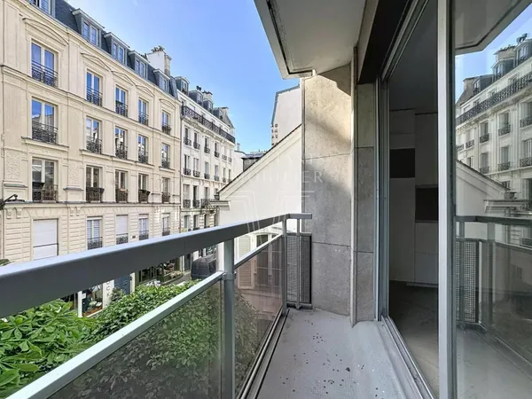 Vends studio - 28.61m² - 1 pièce, 1 chambre - Paris 16ème