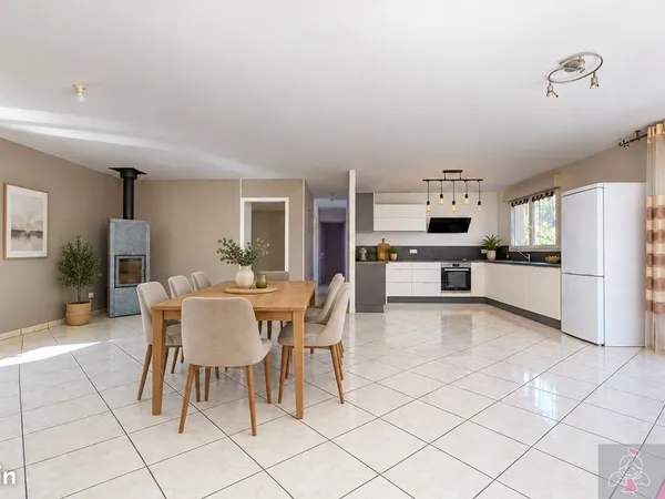 Propriété 7 pièces 135 m²