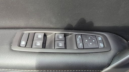Renault Megane 1.2 TCe 130.0 - Intens – 2016 – 12170 km – Essence – Boîte Manuelle — photo 31