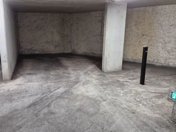 Loue place de parking 131 bd de la madeleine nice