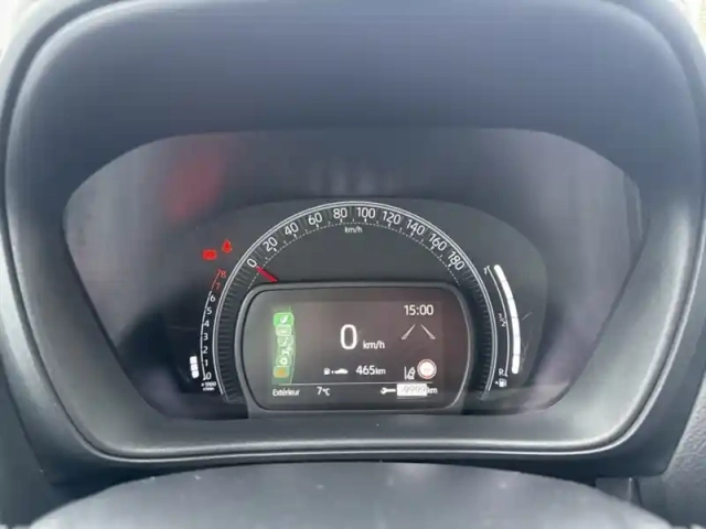 Toyota Aygo 1.0 vvt-i 72 dynamic — photo 17
