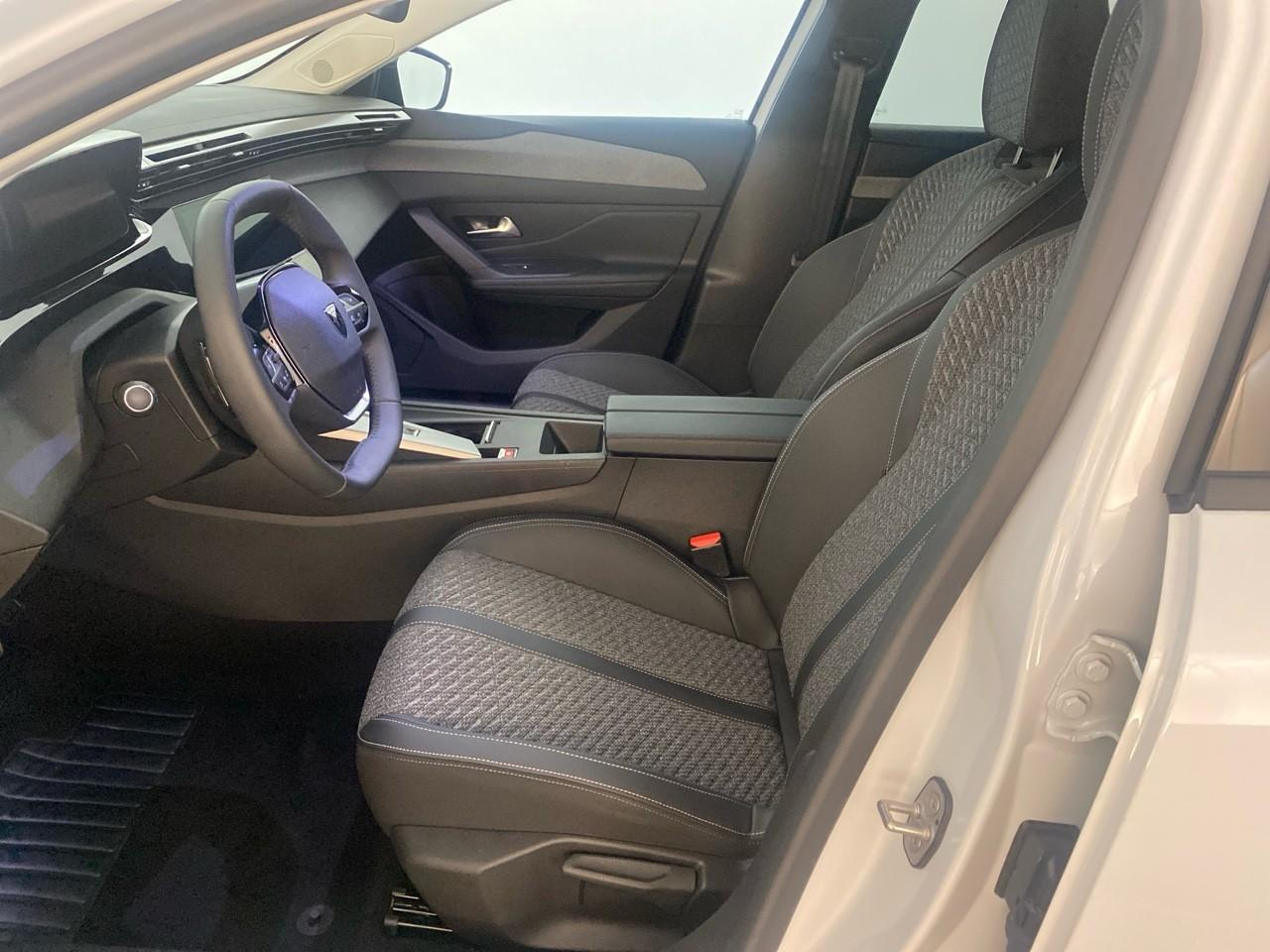 Peugeot 308 sw bluehdi 130ch s&s eat8 allure — photo 9