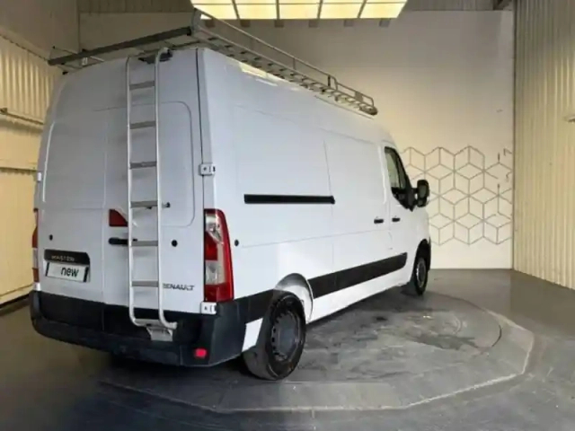 Renault Master fgn trac f3300 l2h2 dci 135 — photo 34