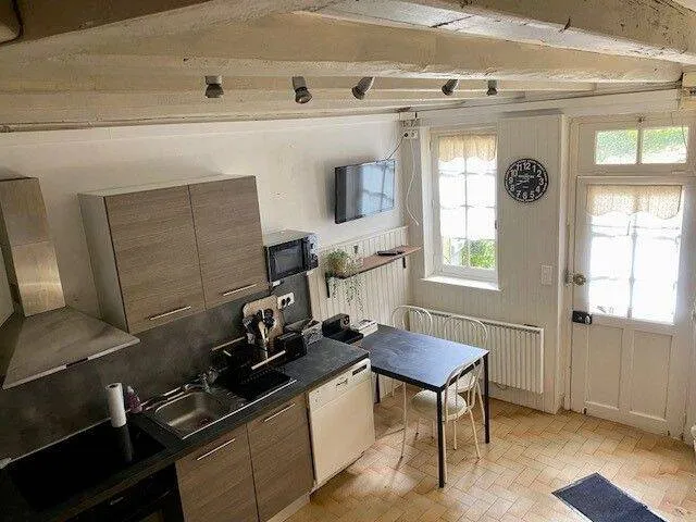 Photo 3