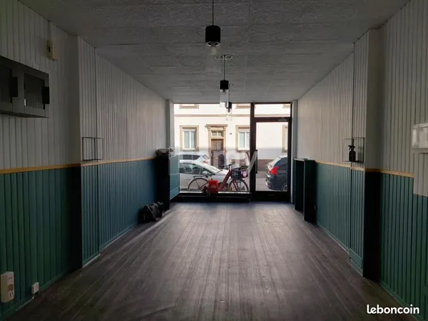 Local commercial 45 m²