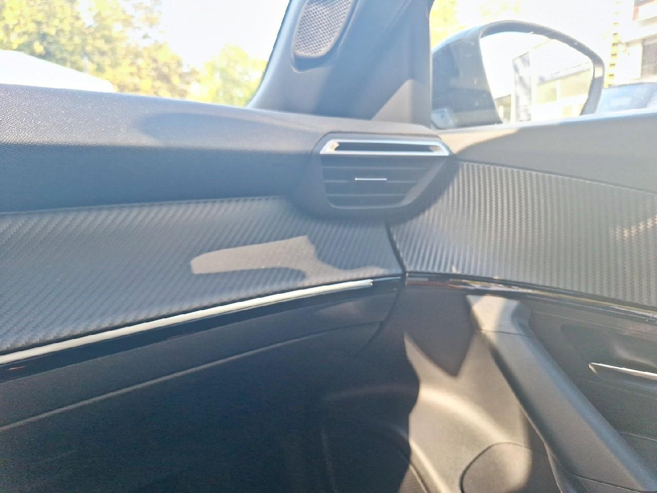 Peugeot 2008 e-2008 136ch allure — photo 18