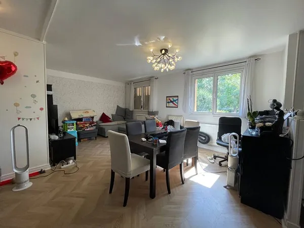 Appartement 4 pièces 80 m²