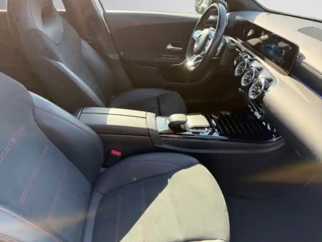 Mercedes Classe A 200 d amg line — photo 5