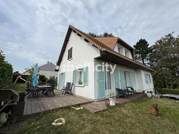 Maison 8 pièces 157 m²
