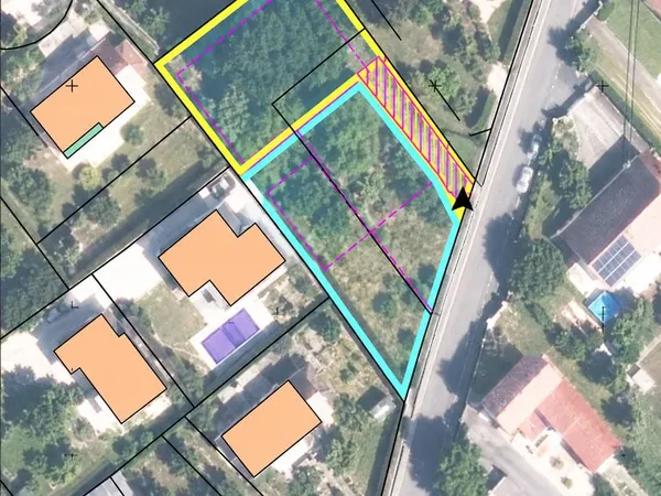 Terrain 700m2 BISSY