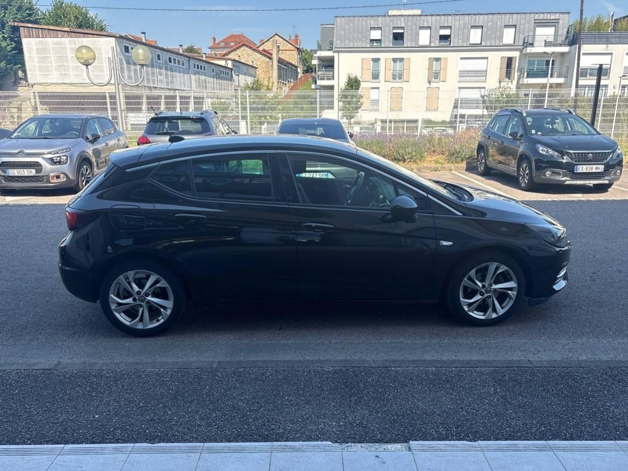 Opel Astra 1.2 turbo 110 ch bvm6 — photo 4