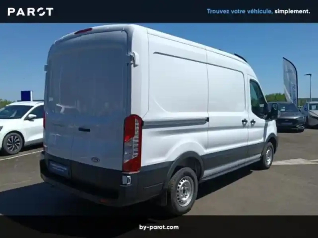 Ford Transit fourgon fg t310 l2h2 2.0 ecoblue 130ch ambiente — photo 2