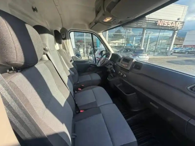 Nissan Interstar fg l2h2 3t5 2.0 dci 150ch eurovie acenta — photo 10