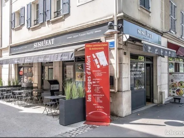 Restaurant emplacement numéro 1 activité tout commerce avec extraction