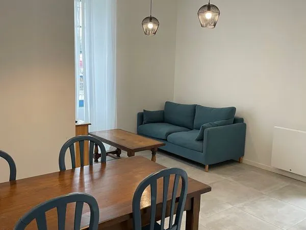 T3 meublé 55 m² + grande terrasse - 2 ch - Centre Romans
