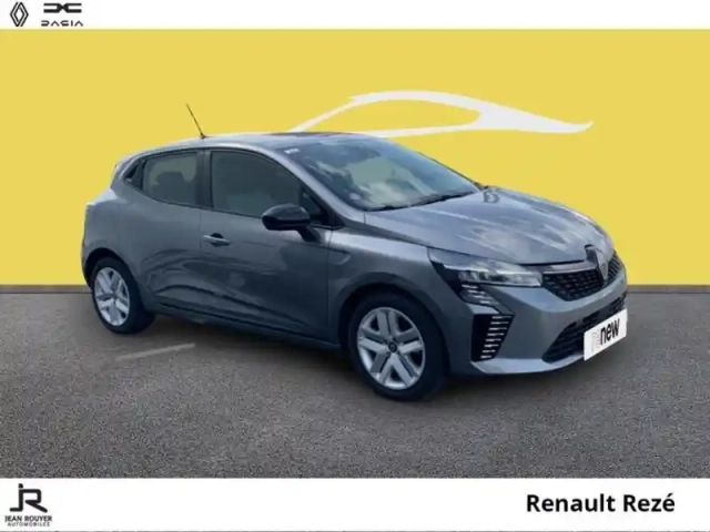 Renault Clio 1.5 blue dci 100ch evolution - 24 — photo 2
