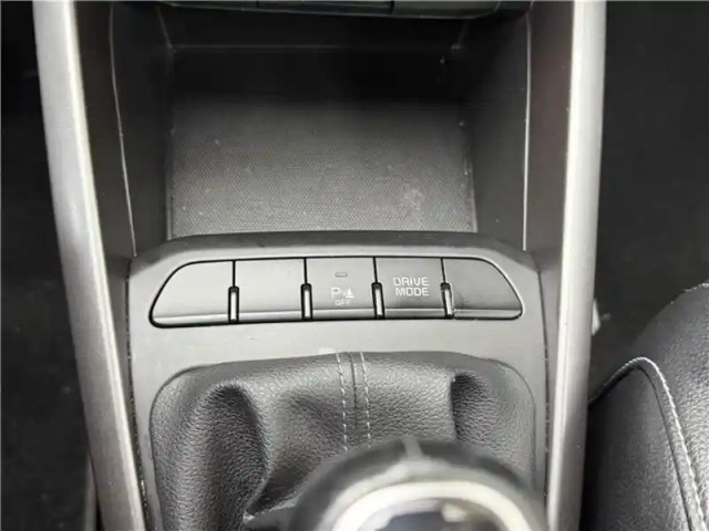 Kia Stonic 1.0 t-gdi 120 ch mhev ibvm6 — photo 138