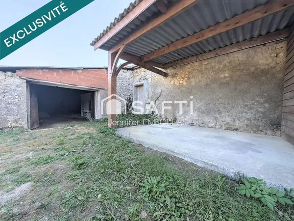 DÉPENDANCE EN PIERRE À RÉNOVER - GARAGE - JARDINET - CARPORT