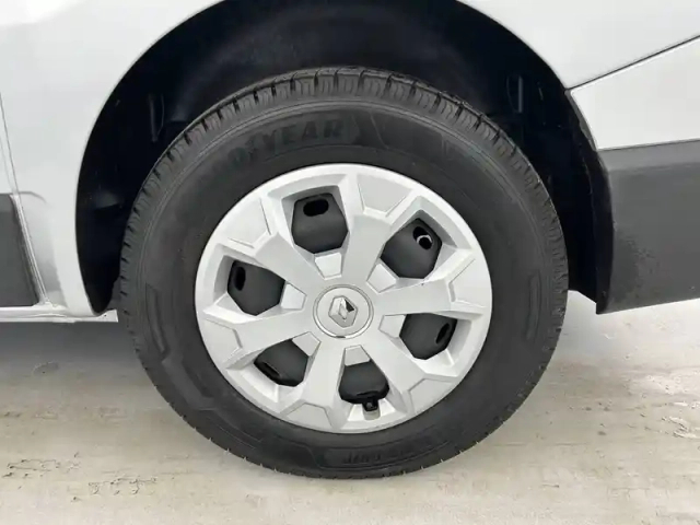 Renault Trafic l1 dci 150 energy s&amp;s — photo 29