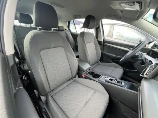 Volkswagen Golf 1.5 etsi evo2 116 dsg7 — photo 8