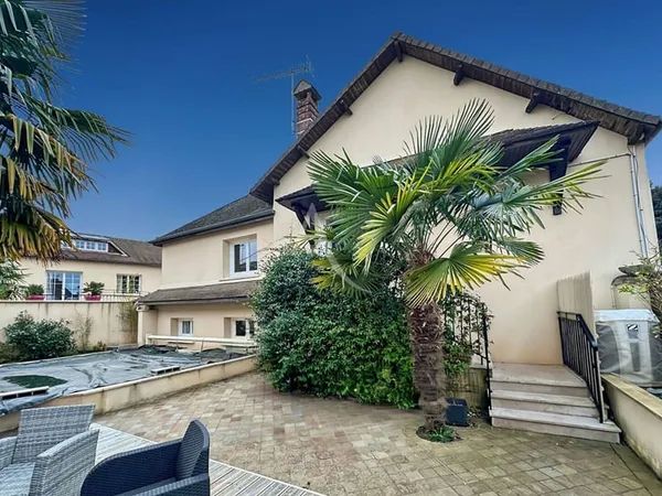 Maison 5 pièces 161 m²