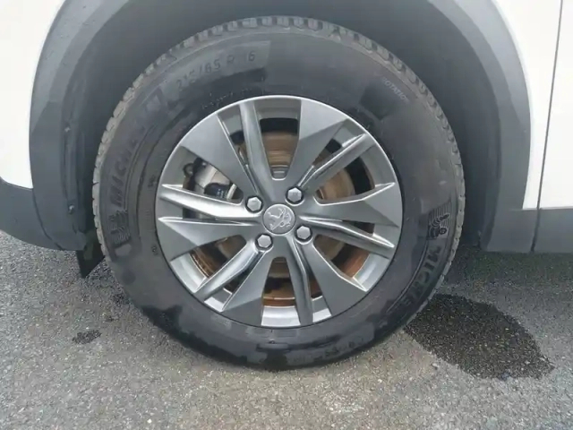Peugeot 2008 electrique 136 ch — photo 13