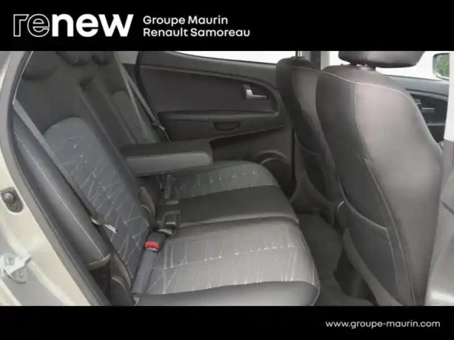 Kia Venga 1.6 125ch active isg — photo 15
