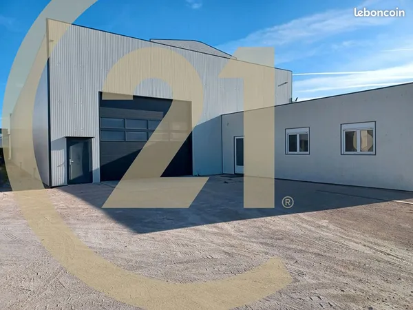 Local commercial 645 m² LOUHANS
