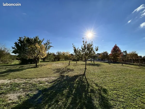 Terrain à bâtir de 578 m² à TIERCE (49)