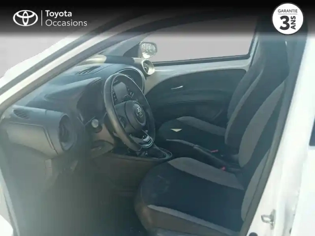 Toyota Aygo X 1.0 vvt-i 72ch dynamic s-cvt my24 — photo 11
