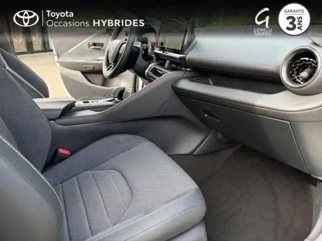 Toyota C-Hr 2.0 hybride rechargeable 225ch collection my26 — photo 7