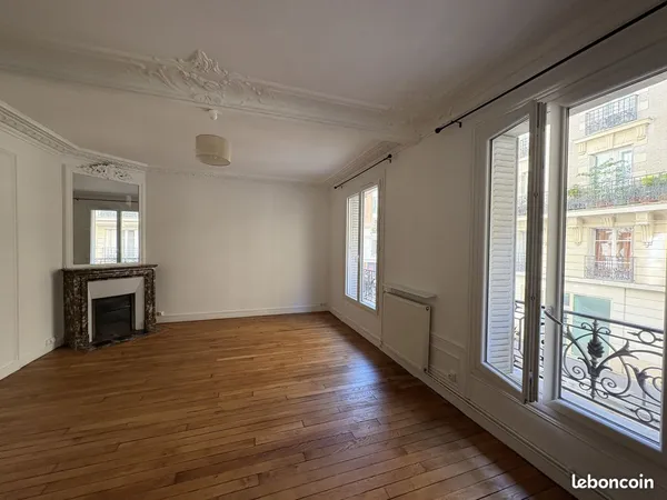 Mairie du 14è, 3P loué vide 73m² 2260 CC
