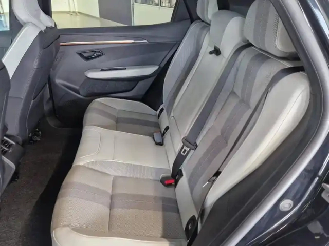 Renault Scenic e-tech electric 220ch 87kwh techno option iconic grande autonomie -25 — photo 11