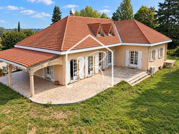 Maison 10 pièces 410 m²