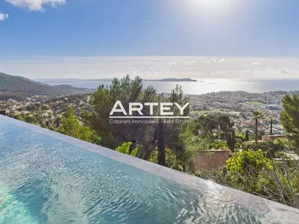 Villa 6 pièces 205 m²