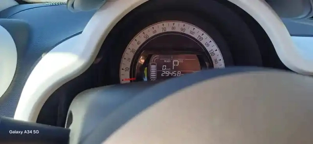 Renault Twingo iii e-tech — photo 14