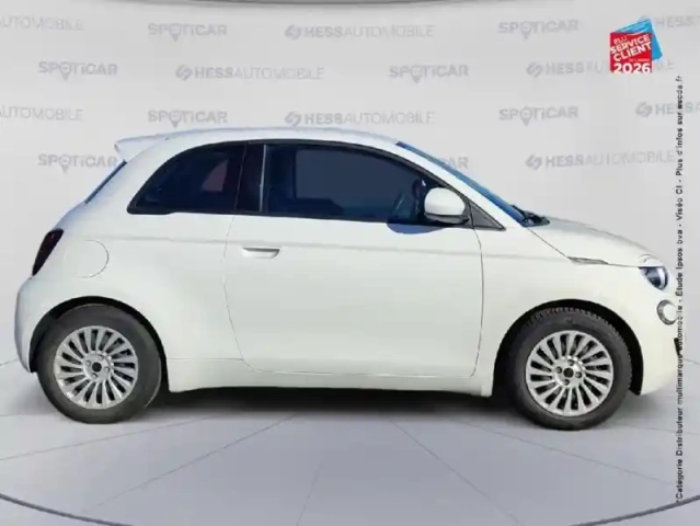 Fiat 500 e 95ch action — photo 4