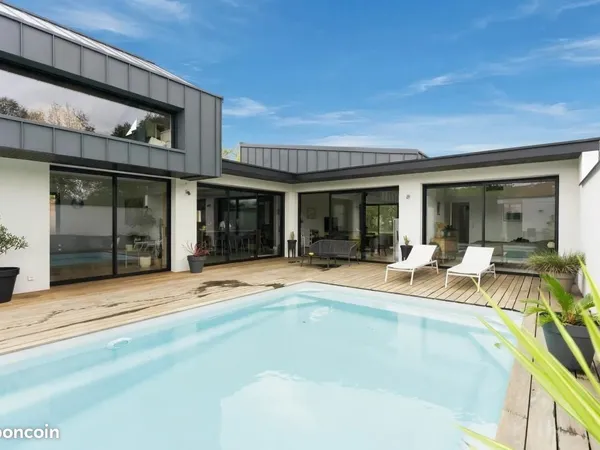Maison 6 pièces 178 m²