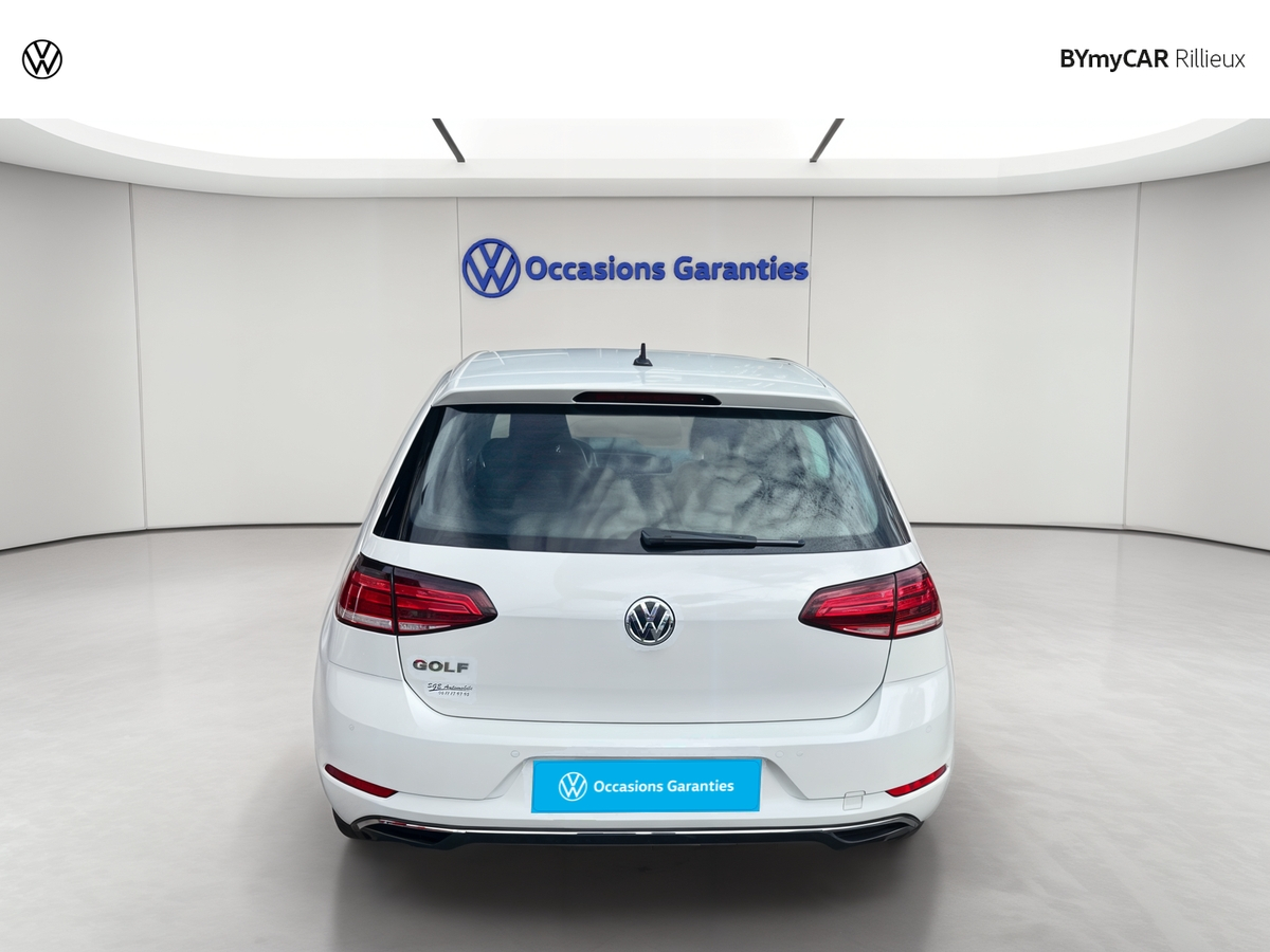 Volkswagen Golf 1.0 TSI 110 — photo 4