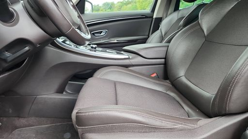 Renault Espace 1.6 dCi 160 EDC6 - Zen – 2017 – 130785 km – Diesel – Boîte Automatique — photo 21