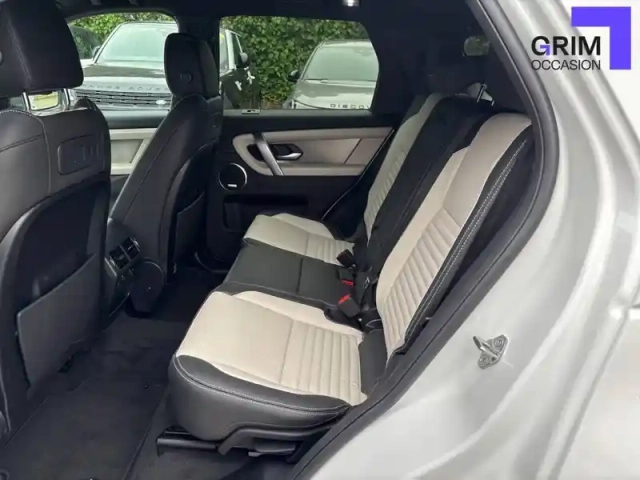 Land Rover Discovery Sport p270e phev awd bva — photo 11