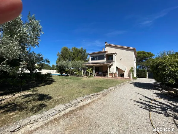 Grande villa a vendre en vaunage